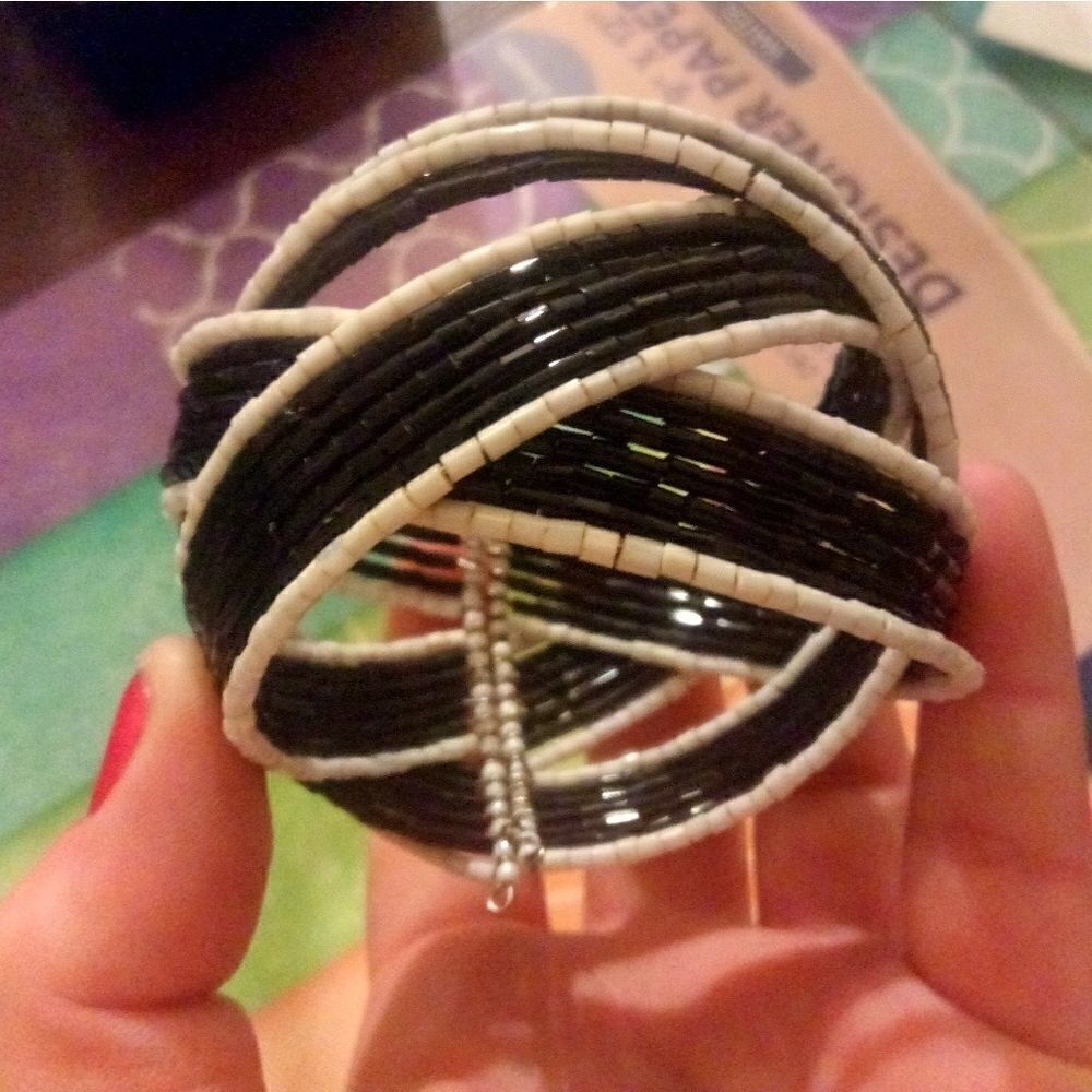 Black and White cuff bracelet made of seed beads